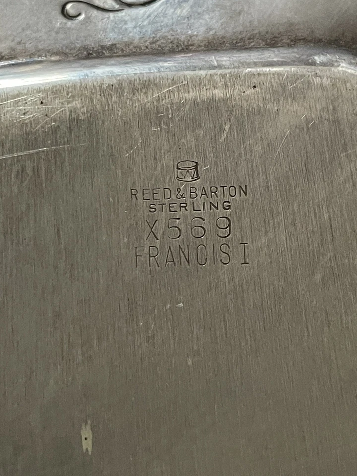 Placa redonda de 11 pulgadas Reed & Barton "Francisco I" Foto 2 de 4