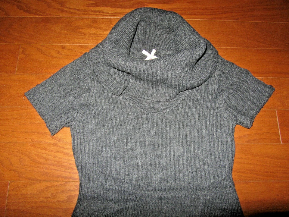 S/M ❤️VESTIDO SUÉTER DERECHO CORAZÓN❤️ TÚNICA 34" LARGO ❤️ MANGA CORTA GRIS CAPUCHA CUELLO Foto 3 de 4