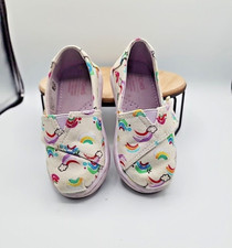 Toms Classic Toddler Girl Rainbow/Clouds Size 6 So Cute Very Nice Pre-loved