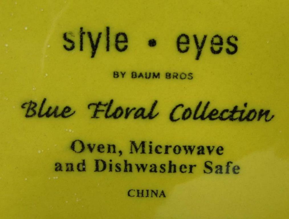 BLOOMIN’ BROTHERS Blue Floral Collection by Baum Brothers Pitcher Style-Eyes Red