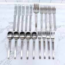 Retroneu INFINITE Stainless Lot Of 19 Serving Fork + 18/8 Korea Glossy Flatware
