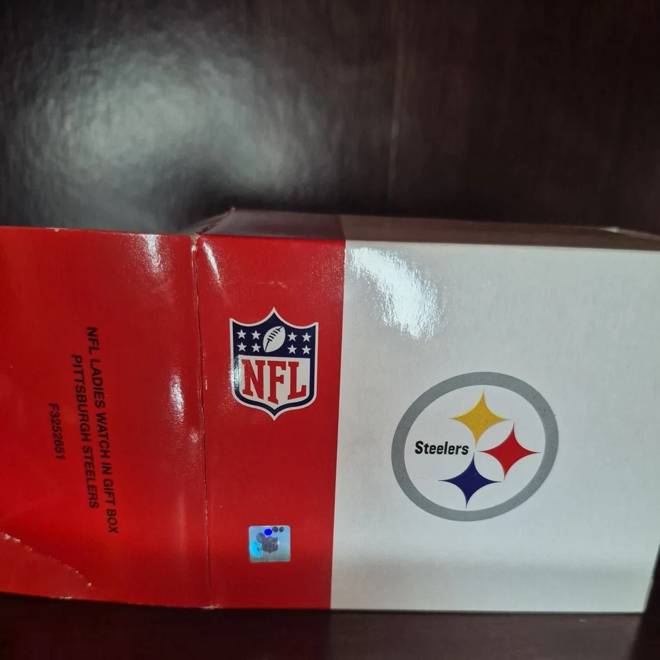 Reloj NFL Damas En Caja De Regalo Pittsburgh Steelers Batería Nueva Foto 3 de 4