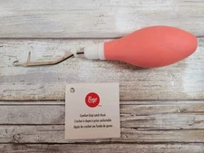 Boye Comfort Grip Latch Hook Large Rubber Ergonomic Handle Peach Pink New