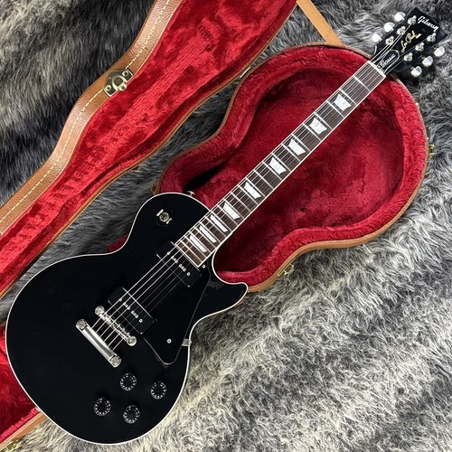 Gibson Les Paul Classic P-90 Ebony 2018 Used Electric Guitar - Picture 2 of 10