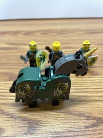 Lego Kingdoms Knights 7187 Green Dragon Horse Barding And 3 Mini figures