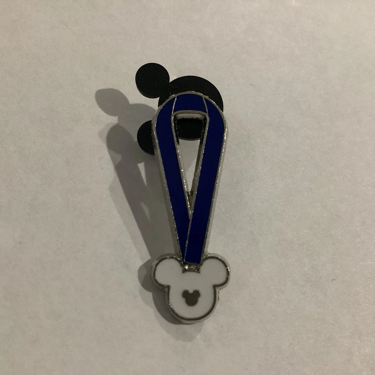 Disney Lanyard Medal In Walt Disney World Patches & Pins (1968-Now