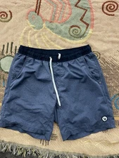 Vuori  Shorts Mens L Blue Gym Performance Running H45