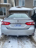 2020 Toyota Camry SE awd