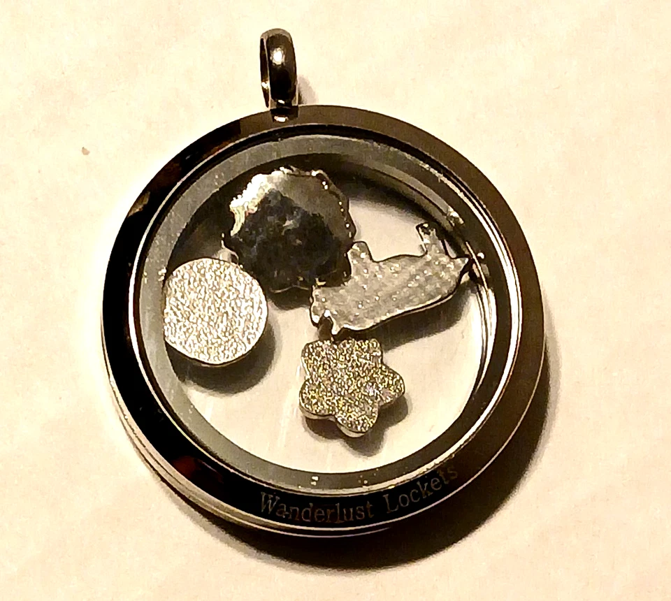 Collar de plata con dije de origami medallón Live Laugh Love con 4 dijes Foto 2 de 4