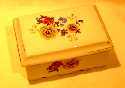 Vintage Ceramic Trinket Box Japan