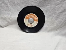 The Sunglows: Peanuts (La Cacahuata) / Happy Hippo Record Vinyl 45Rpm 