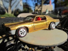 Johnny Lightning Redline Tires Custom Thunderbird Wopening Doors Hood 164