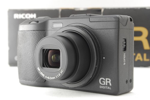 Shot 1401 [Near MINT Ricoh GR Digital IV 4 Black 10.4 MP digital Camera - 第 1/24 張圖片