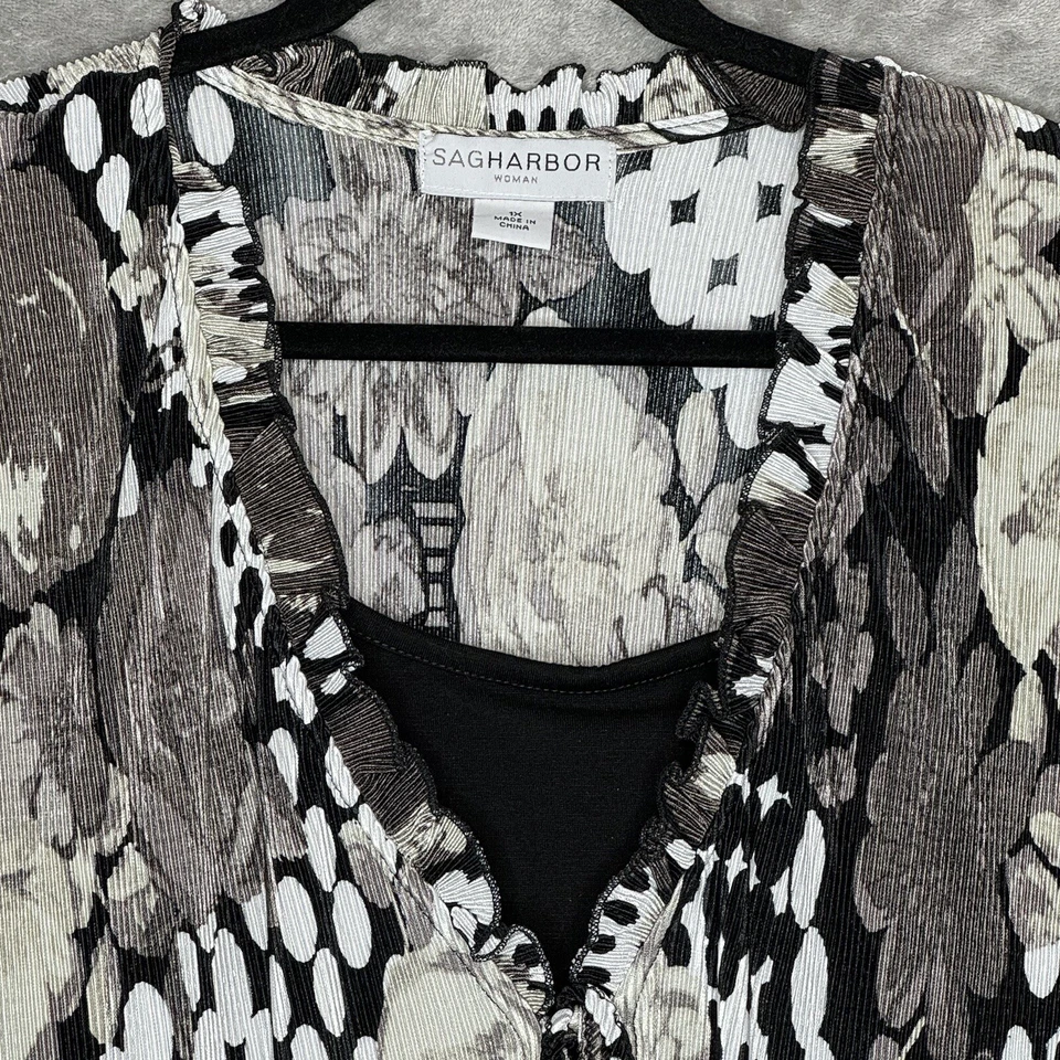 Camisa Sag Harbor 1X Top Gris Flor Floral Cuello Redondo Manga Corta Aspecto en Capas Foto 3 de 4