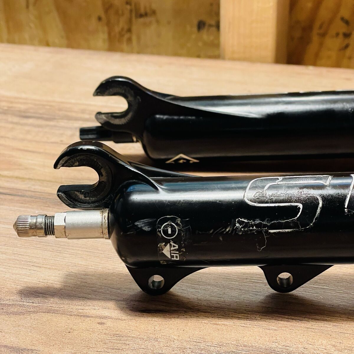 Rock Shox SID TEAM Dual Air 26 Black 1 1/8 Threadless V Rock Shox SID TEAM Dual Air 26 Black 1 1/8 Threadless V