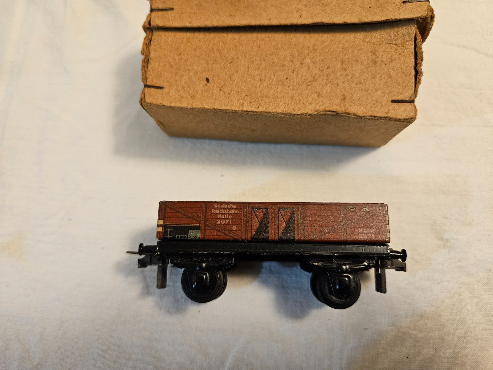Vintage Trix Express  SWB 2-axle open freight car  good cond. old box.