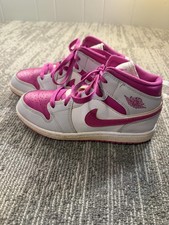 Nike Air Jordan 1 Mid Shoes Youth Size 2.5Y White Pink Basketball FD8781-500