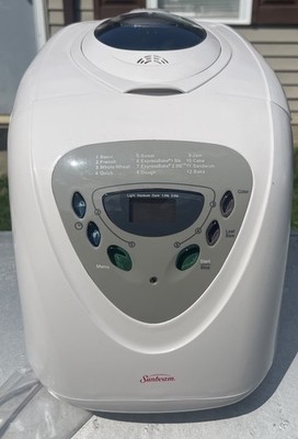 SUNBEAM PROGRAMMABLE BREAD MAKER 5891