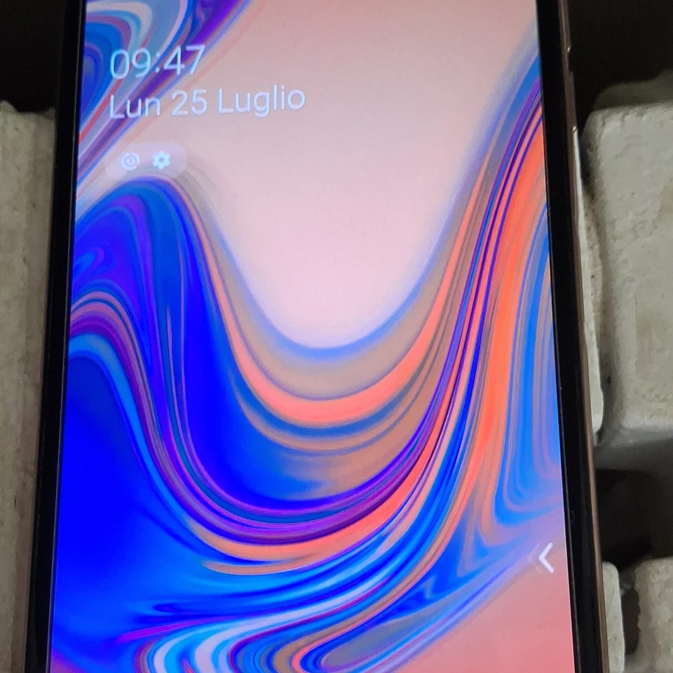 Samsung Galaxy A7 (2018) · 64GB, foto 2 di 5