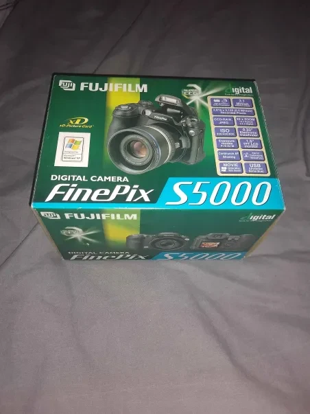 Fujifilm FinePix S5000  3.1MP Digital Bridge Camera 10x Zoom Spares/Repairs (C), photo 3 of 5