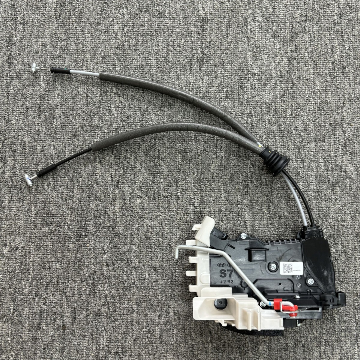 OEM 81310-S1000 Front LH Door Lock Latch Actuator for Hyundai