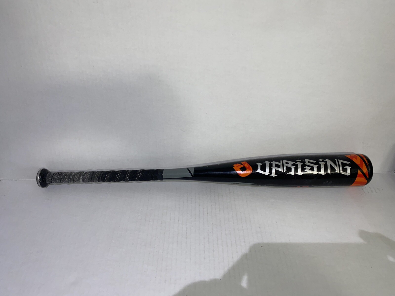 Demarini Uprising Aluminum Softball Bat 28oz USSSA 1.15 BPF 2 3/4