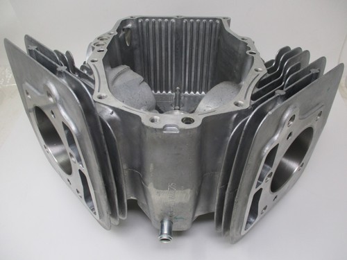 Cárter original Kawasaki 49120-0858 FR651V FR691V FR730V FS651V FS691V FS730V - Imagen 5 de 10