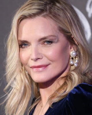 SEXY MICHELLE PFEIFFER 8x10 PHOTO *