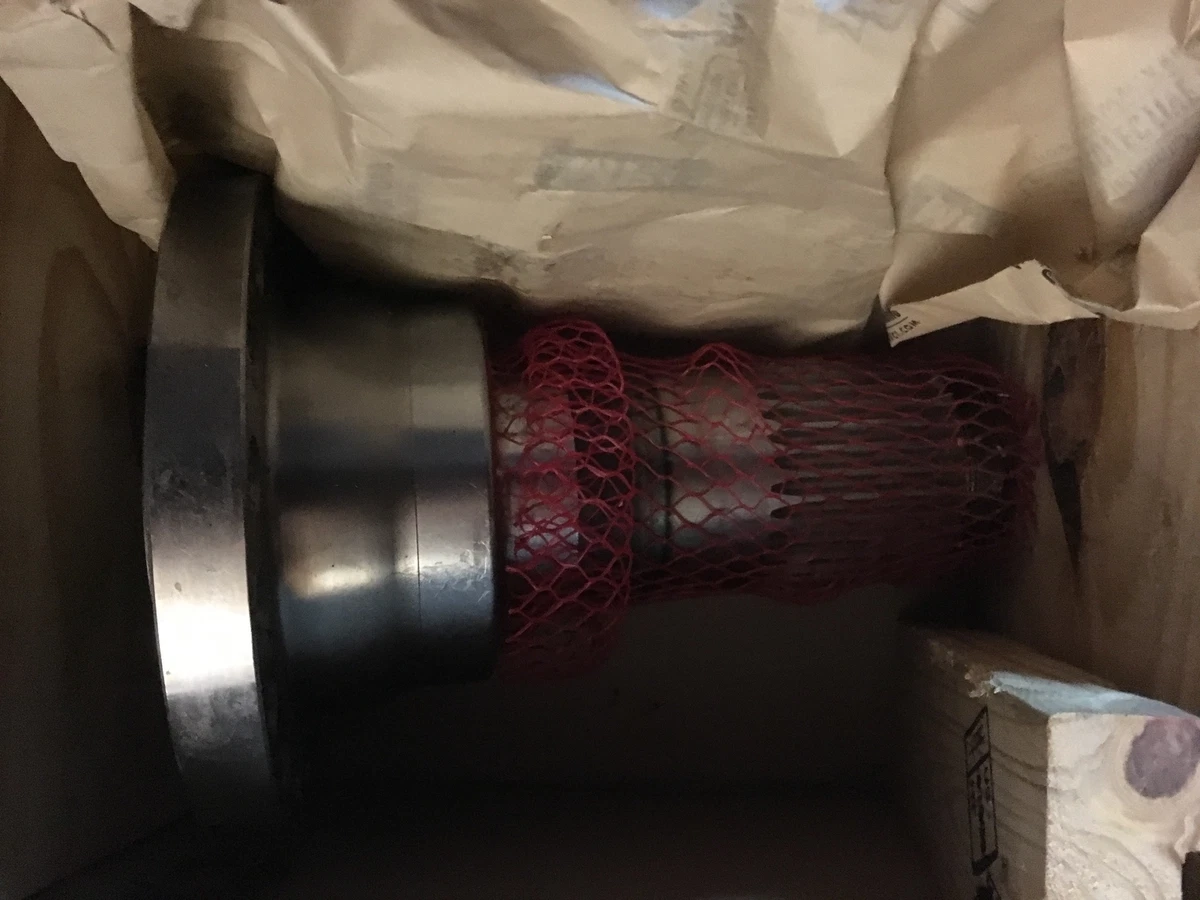Volvo A25 A25C A25D A25E A25F 11103249 Hub Wheel Stub Axle Spindle