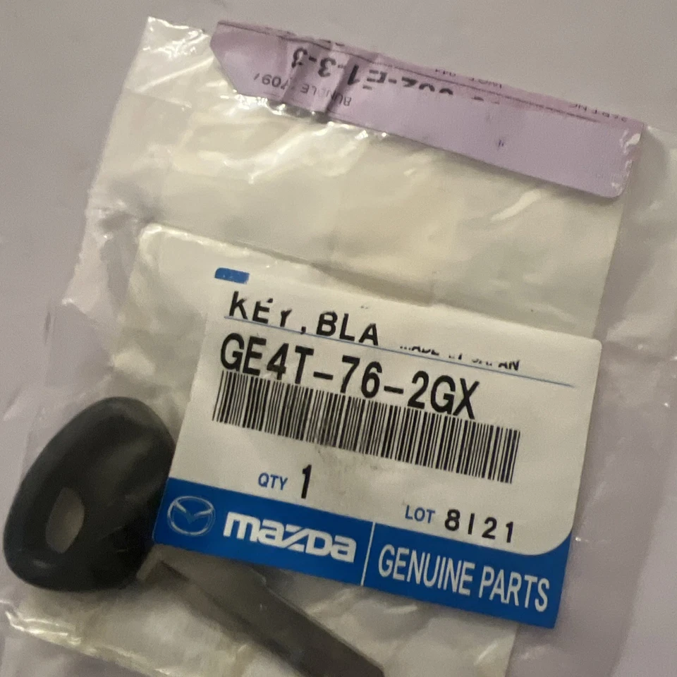 Llave transpondedor Madza 626 1998-1999 - Llave con logotipo original de Mazda - GE4T-76-2GX Foto 3 de 4