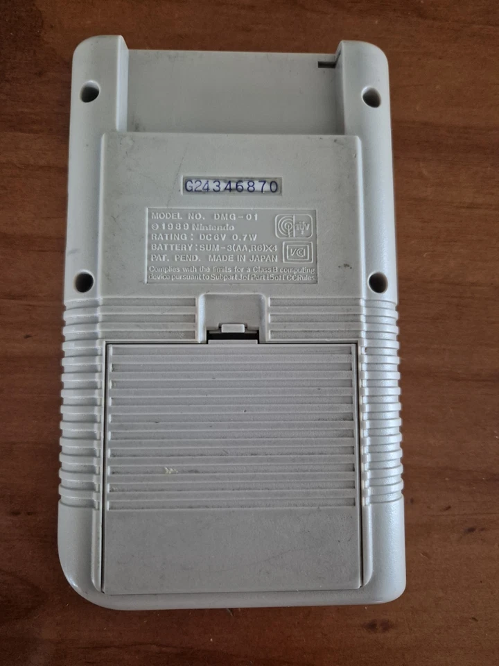 Original Gameboy Housing Genuine  - Image 3 of 4