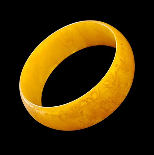 Vintage Catalin Butterscotch Marbled Bakelite Bangle Bracelet