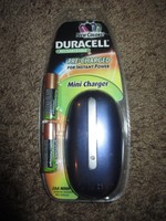 Duracell Rechargeable Charger With 2 Aa Rechargeable Batteries Blue Sealed