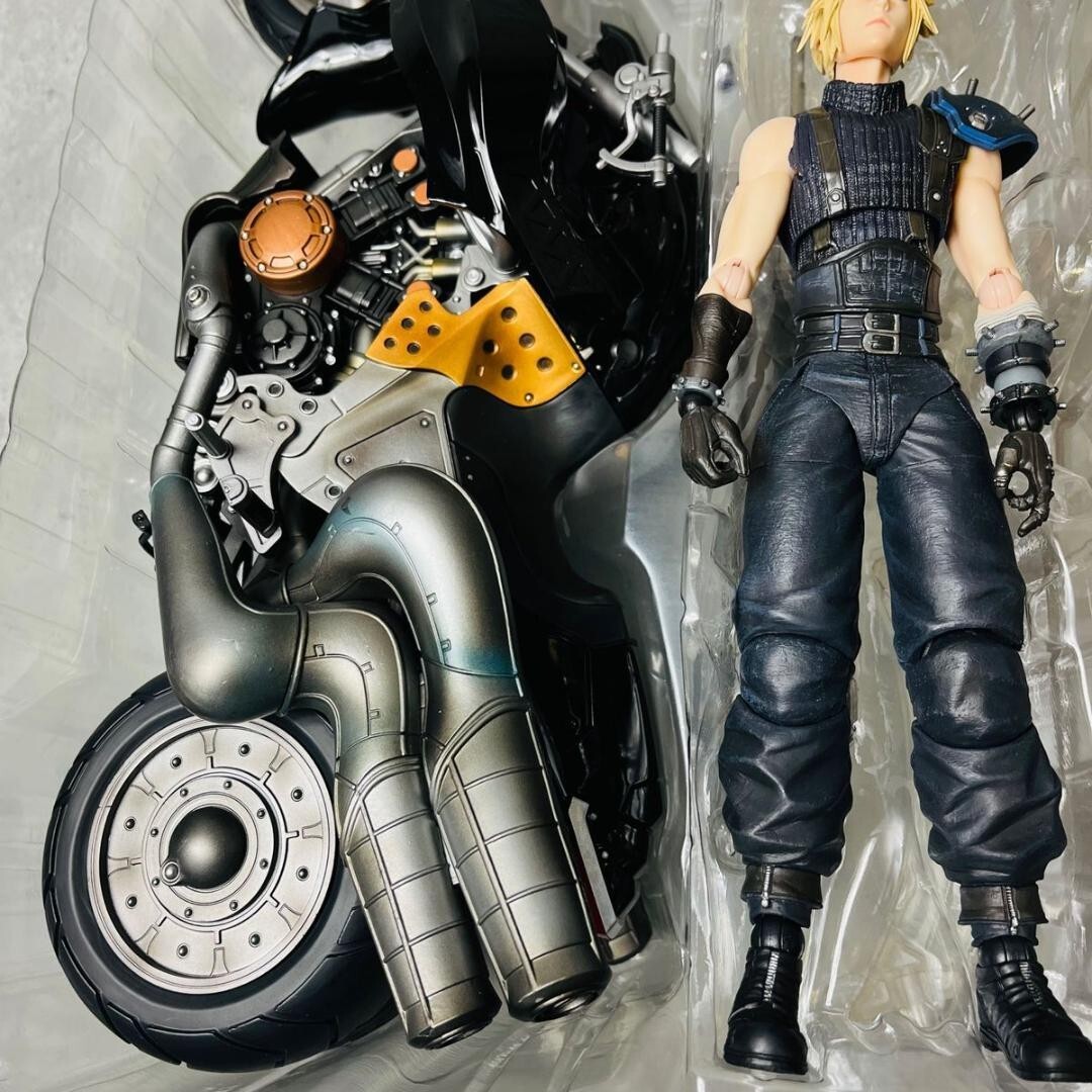 Final Fantasy VII 7 Remake Play Arts Kai Cloud Strife Hardy