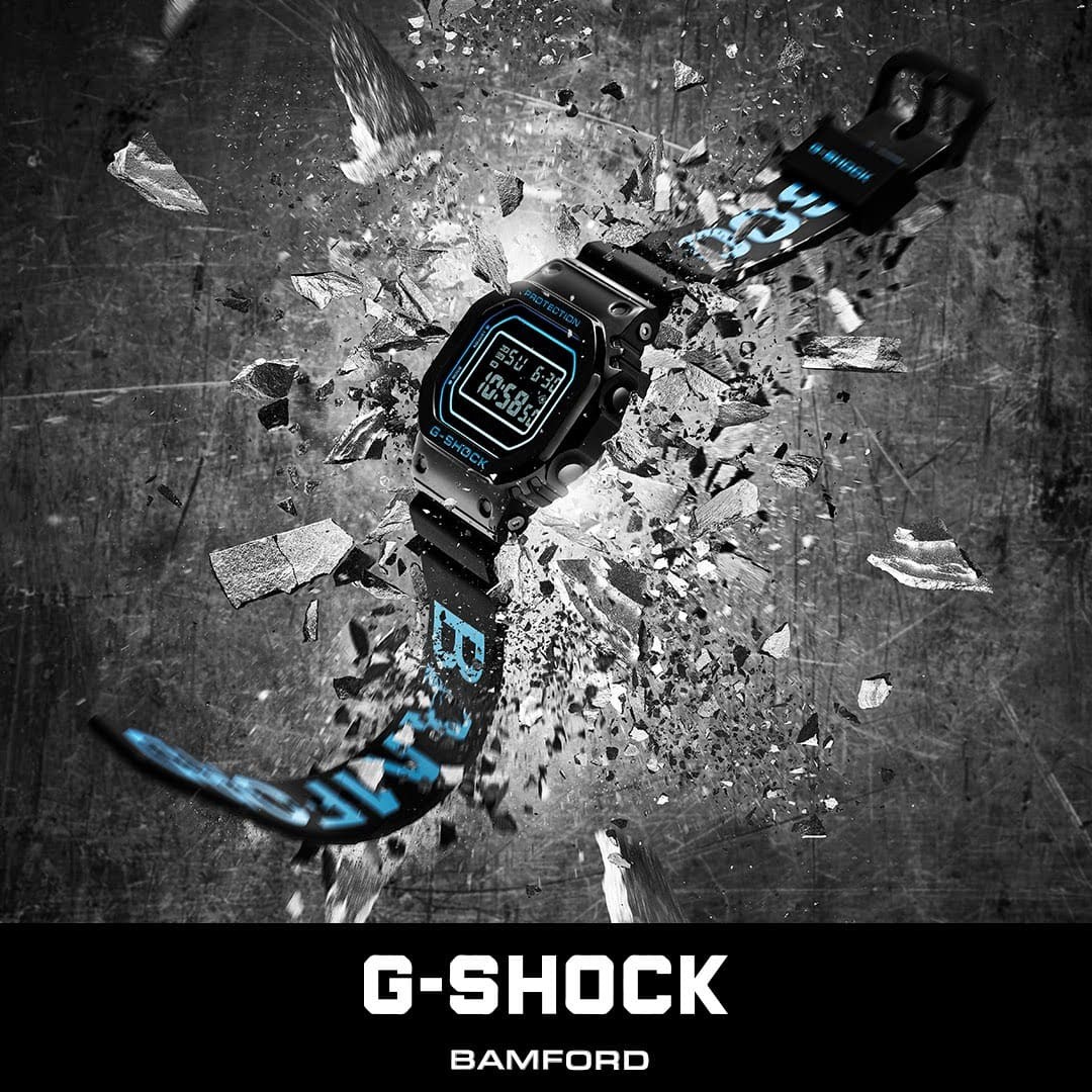 新品 CASIO G-SHOCK BAMFORD GM-5600BWD-1JR Casio G-SHOCK x BAMFORD GM-5600BWD-1JR Limited Model Black Blue