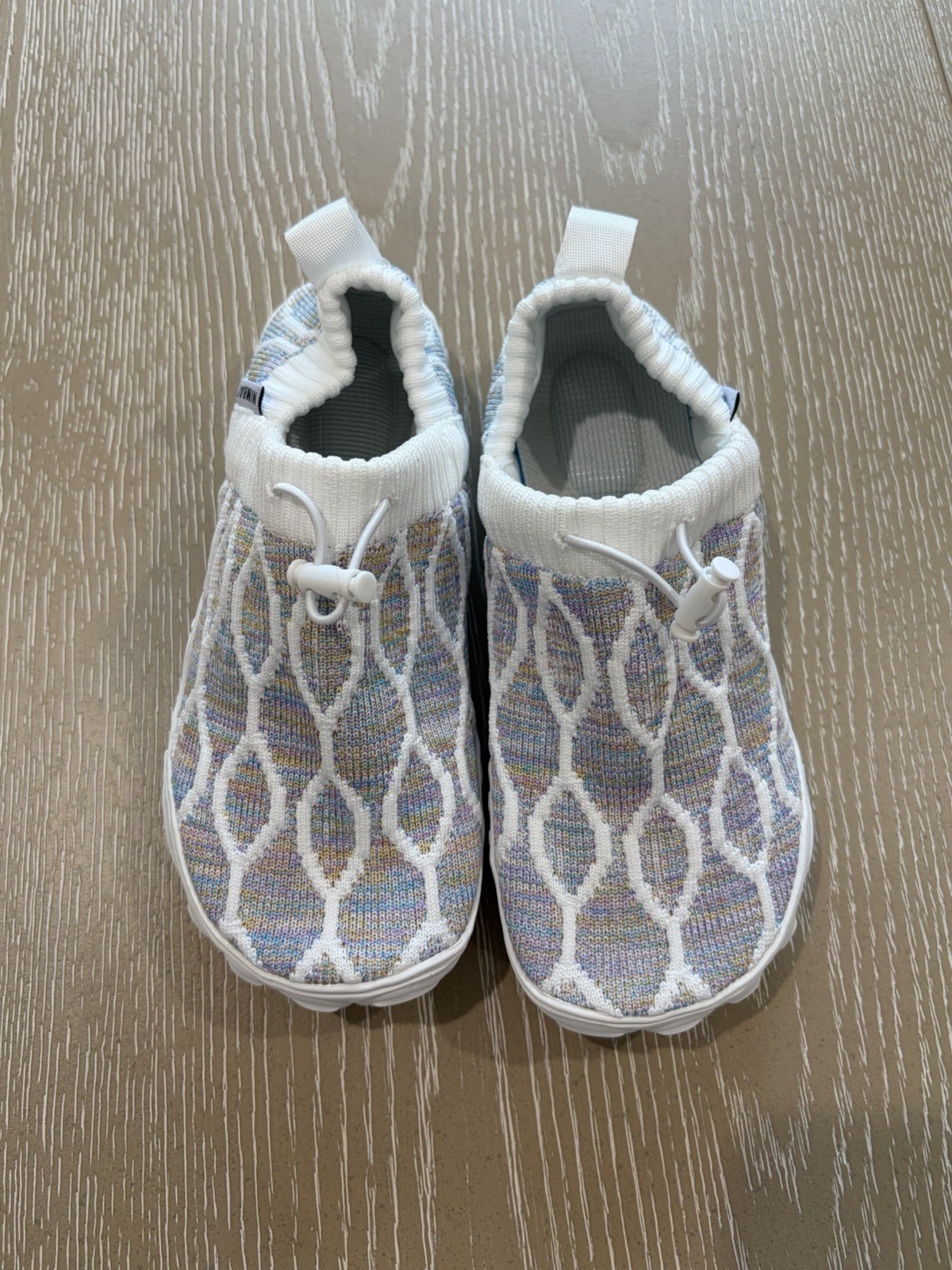 Nimbao Comfort Slip-on Shoe Size 36 White And Multicolor Pastels With Toggle