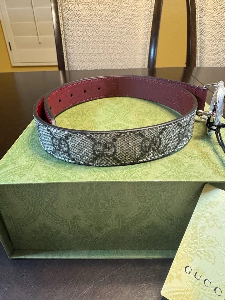 Nuevo Auténtico Cinturón de Cuero Gucci GG Logo Talla L Cintura Juvenil 24-27 Foto 4 de 4