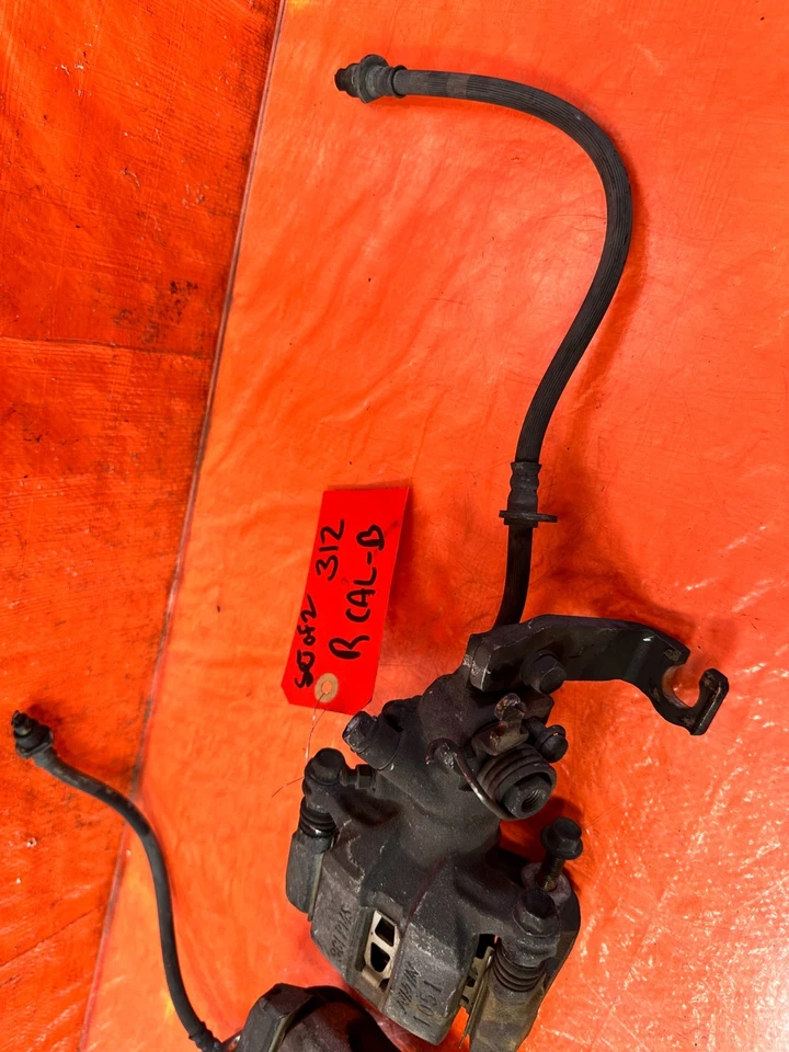 04-08 ACURA TSX - PINZAS DE FRENO TRASERAS IZQUIERDA Y DERECHA - FÁBRICA ORIGINAL #312 Foto 2 de 4