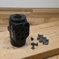 Oem John Deere 335 345 355d 425 445 455 Tractor Power Steering Control Valve