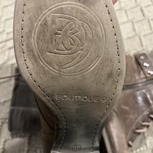 Boutique 9 Womens Combat Moto Boots Granny SZ 8.5 Brown Leather Suede Western - Picture 8 of 8