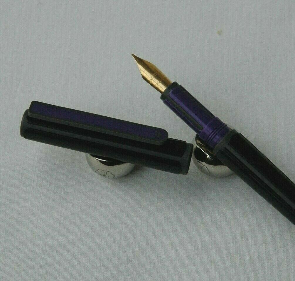 Stylo Plume Waterman Vintage - Années 80/90 - Neuf De Stock, Jamais Encré - Modèle Introuvable - Réf H210J7