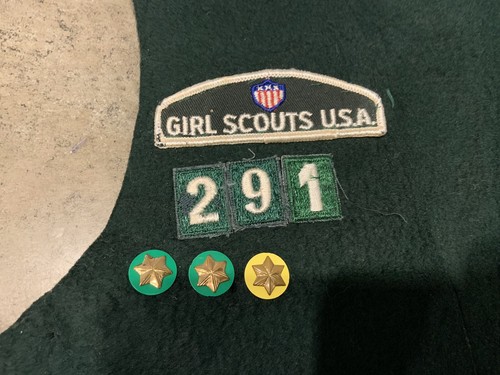 Vtg Girl Scout Vest Hat Wool/Rayon Abnaki Council Sash Patches Pins See All Pics - Picture 2 of 10