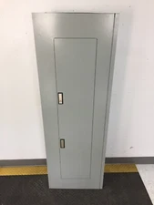 EATON 225 AMP 480 VOLT 3 PHASE 72 CIRCUIT 200 AMP MAIN LUG PANEL..P-1154