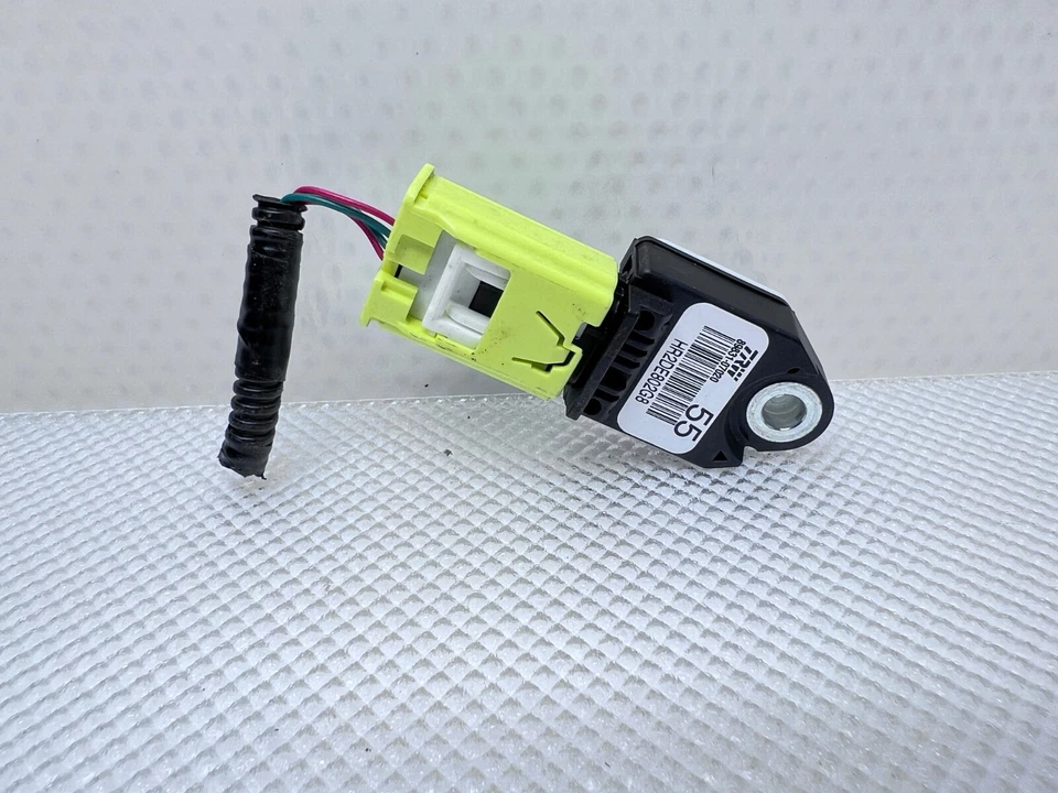 Dispositivo de seguridad lateral Toyota Avalon 2013 2014 2015 2016 89831-07020 OEM Foto 2 de 4