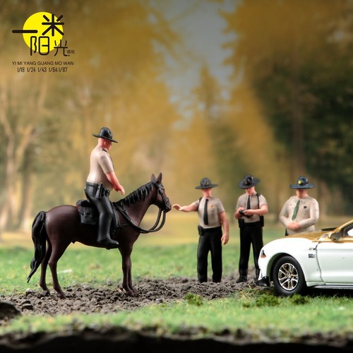 Diorama Resin 1/43 American Police Series Figure 4pcs & Horse Set Policeman Toys - Picture 5 of 5