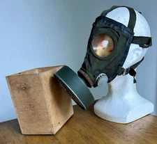 WW2  Luftschutz German Gas Mask Wooden Box