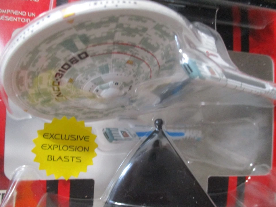 Johnny Lightning Legends of Star Trek USS Majestic NCC 31060 Diecast Ship - Image 2 of 3