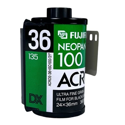 FUJIFILM Neopan 100 B/W ACROS 36-ISO 100/21" 135-36 Exposures