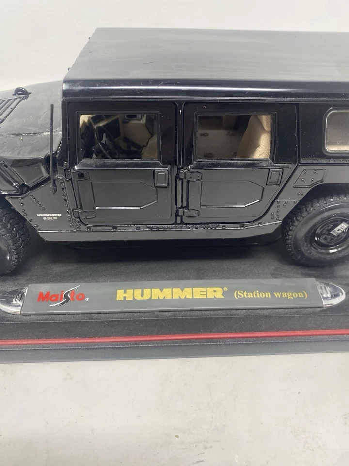 Espejo modelo vagón Maisto Premiere Edition 1:18 Hummer negro 4 puertas faltante Foto 3 de 4