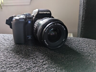 Olympus EVOLT E-500 8.0MP Digital SLR Camera - Black (Kit w/ 14-45mm ...